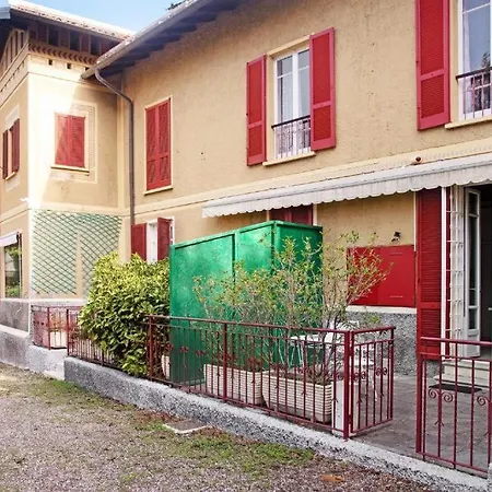 Helios - Centre, Lake, 10' Car - Free Parking Self Check-in Airco Apartment *