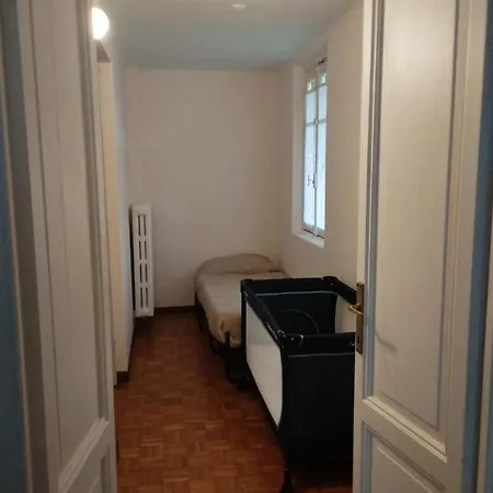 Apartment Helios - Centre, Lake, 10' Car - Free Parking Self Check-in Airco *