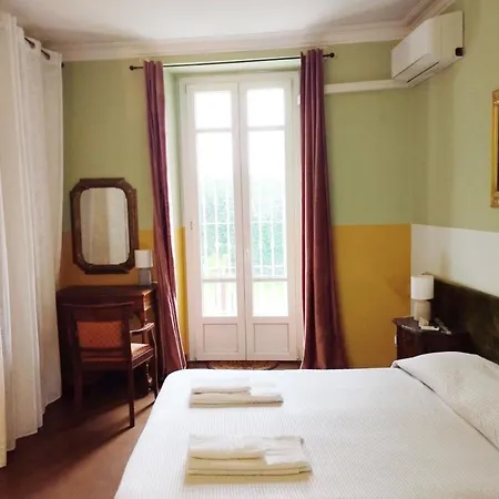 Apartment Helios - Centre, Lake, 10' Car - Free Parking Self Check-in Airco *